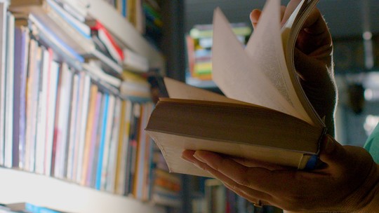 Biblioteca comunitária investe em leitura para jovens - Foto: (Inspira & Ação - Terra de Sabidos)