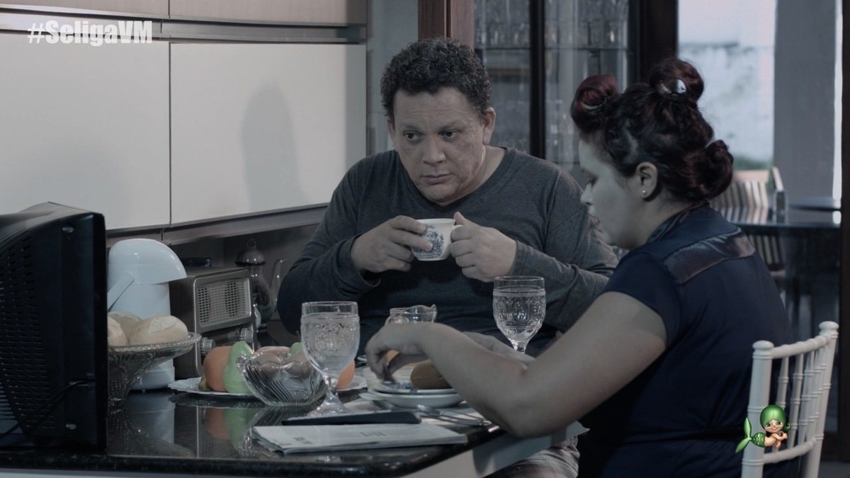 Assista ao episódio Cafezinho do quadro Se Liga no Humor Se Liga VM Rede Globo