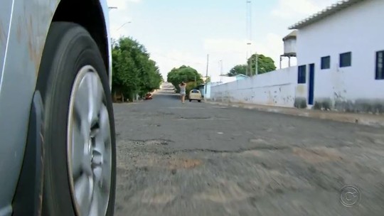 ‘O Bairro Ideal’: prefeito de Avaí explica como resolver problema do asfalto
