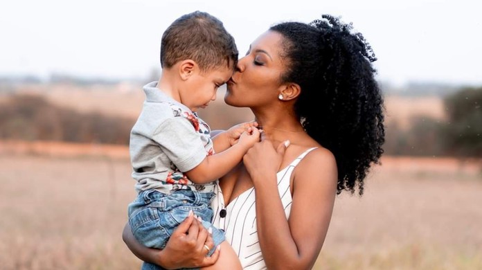 Alguem poderia ajudar a derrubar essa conta, esse filho de uma boa mãe esta  fazendo golpes