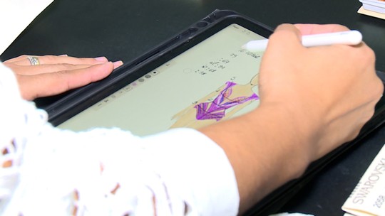 Collants usados por atletas da Seleção de Ginástica Rítmica são produzidos por estilista sergipana - Foto: (TV Sergipe)