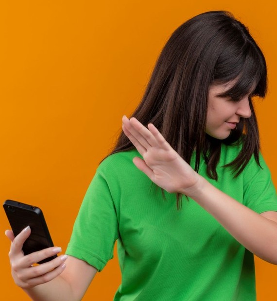 Conhecer antes de julgar: respeito às diferenças ajuda a combater ciberbullying