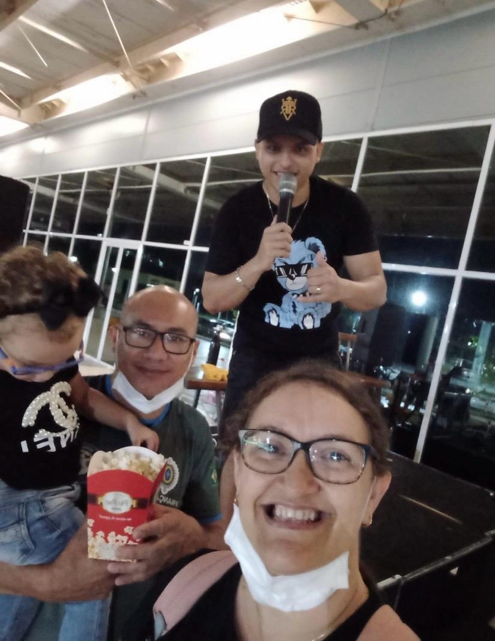 Everton com família. — Foto: Arquivo Pessoal