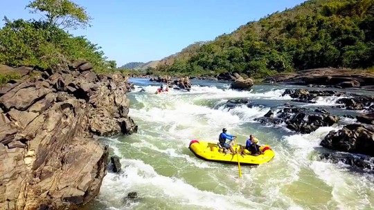 Apresentadores se aventuraram nas águas do Rio Paraíba do Sul  - Programa: Bora lá 