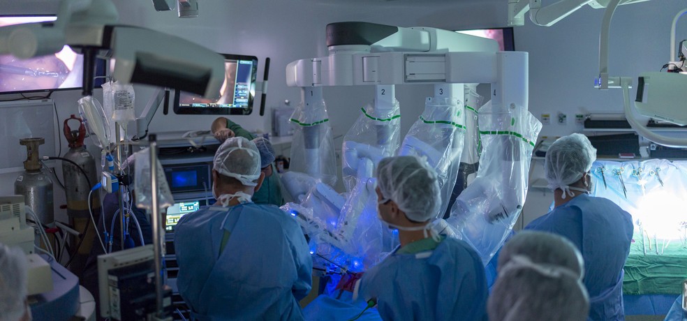 Cirurgia robótica permite ao médico obter resultados ainda melhores — Foto: Unimed Bauru/Divulgação