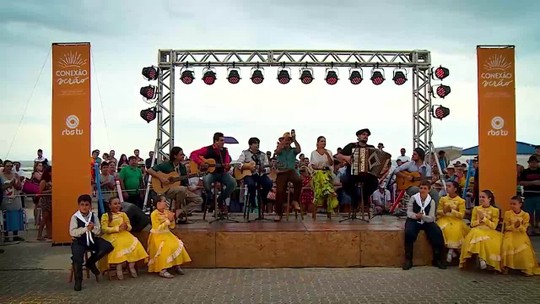 Festa na Praia: Reveja os shows de verão com Loma, Luciano Maia, Daniel Torres e muito mais no Galpão Crioulo de sábado  