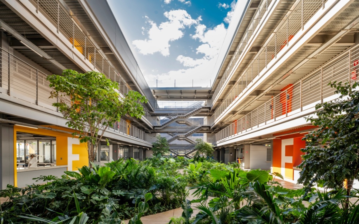 Uniube inaugura Campus Vila Gávea com show solidário de César Menotti ...