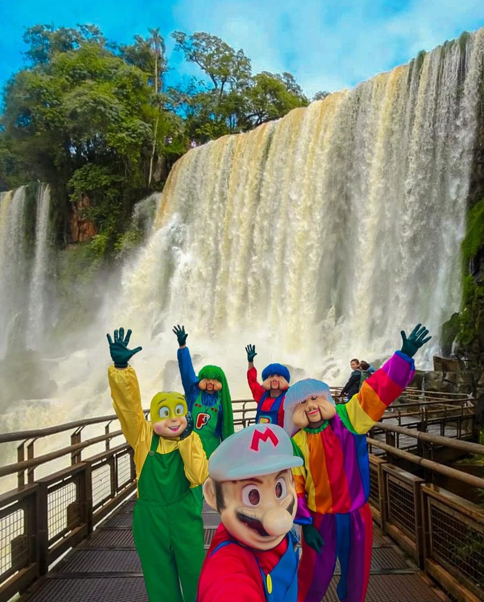 Vem dar uma volta pelo Centro de Foz do Iguaçu com a Carreta da Alegria com  valor promocional no ingresso, Foz do Iguaçu