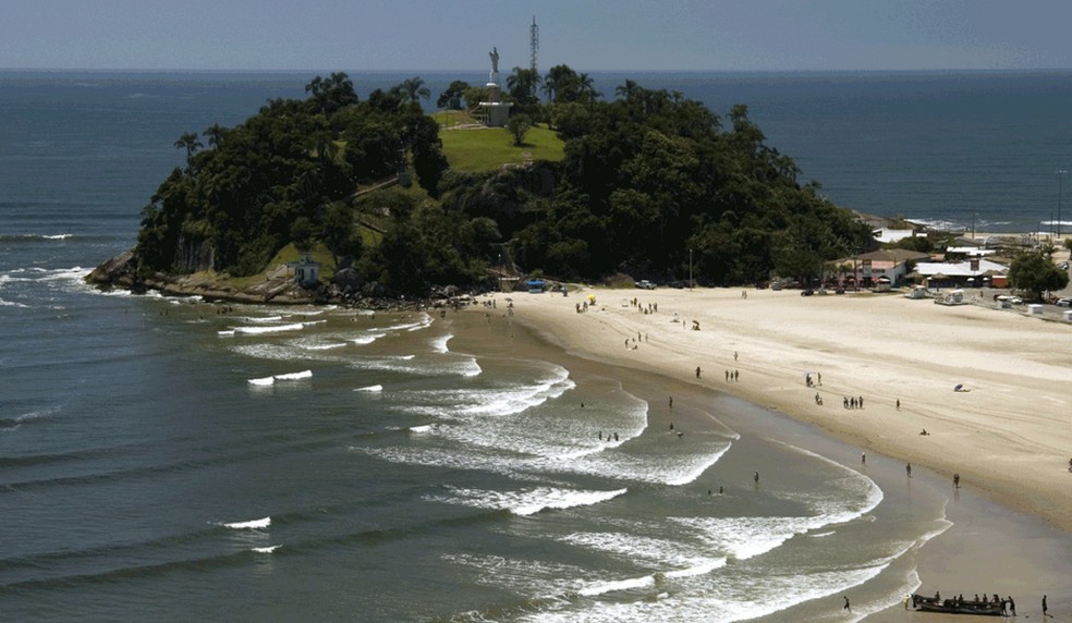 Melhores praias do Brasil: 40 lugares incríveis para visitar em 2024