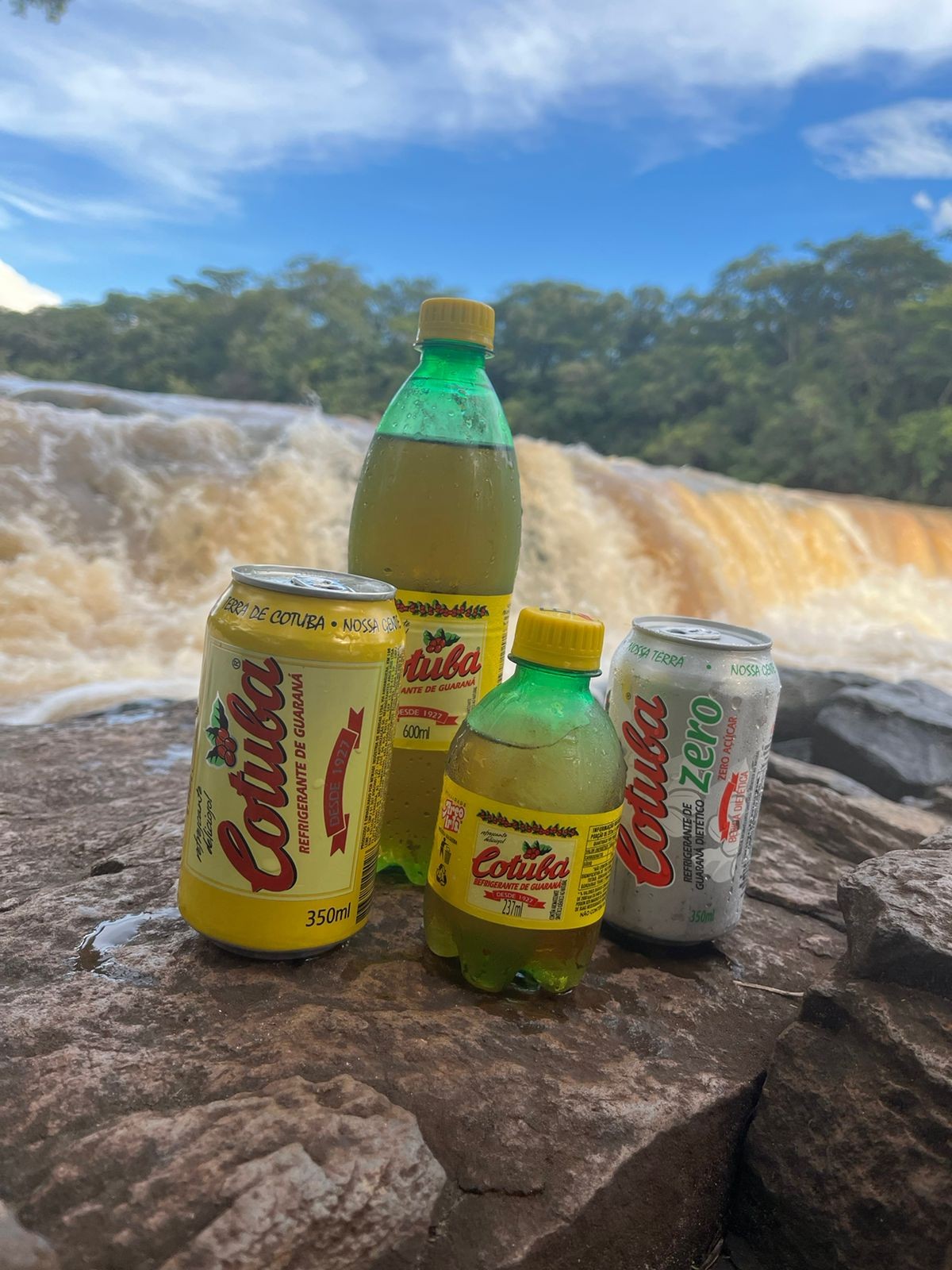 Marcão curte o fim de semana com Cotuba na Cachoeira do Talhadão | Rede ...
